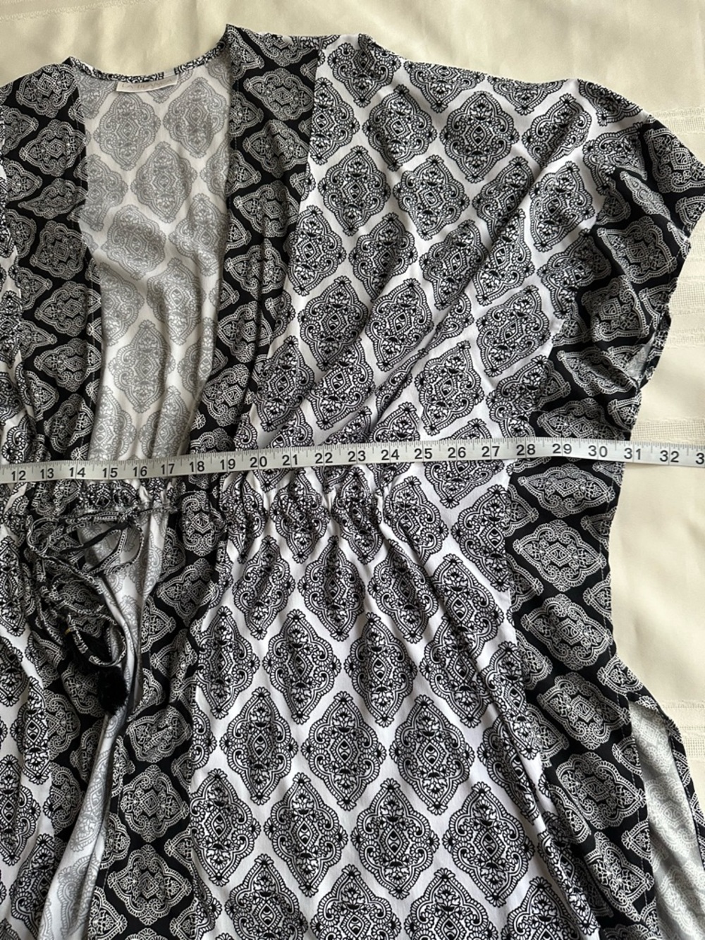 La Blanca Black & White Geo Tie-Front Swim Coverup with Tassels - Picture 8 of 11